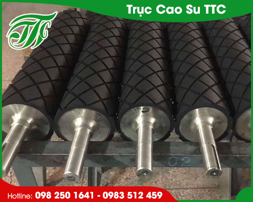 Trục cao su xẻ rãnh